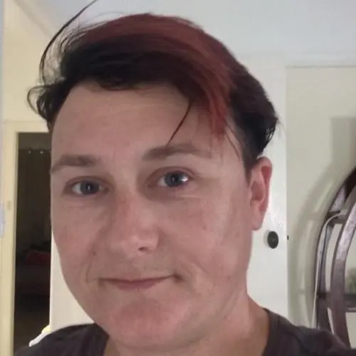 sarabisexuell image 0